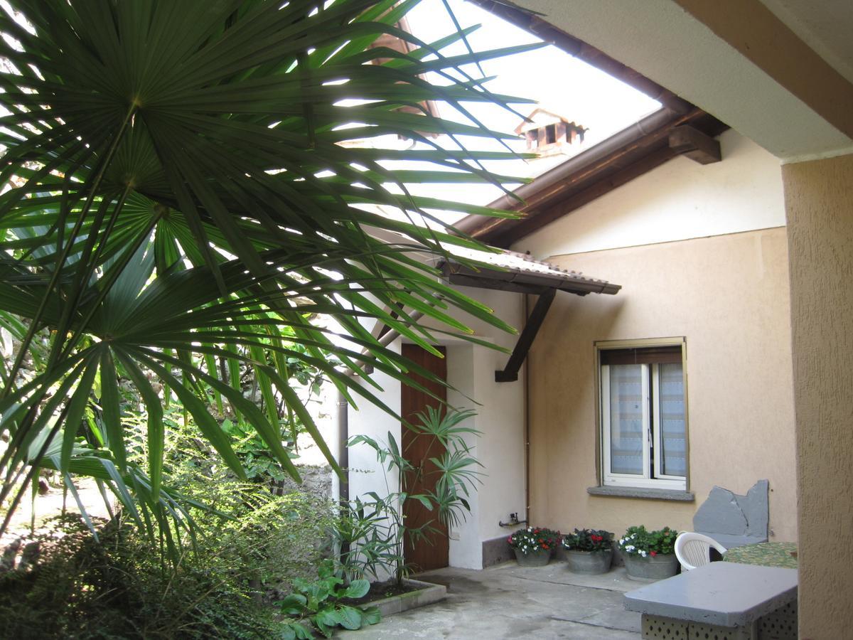 Giardino Del Convento Apartment Домасо Екстериор снимка